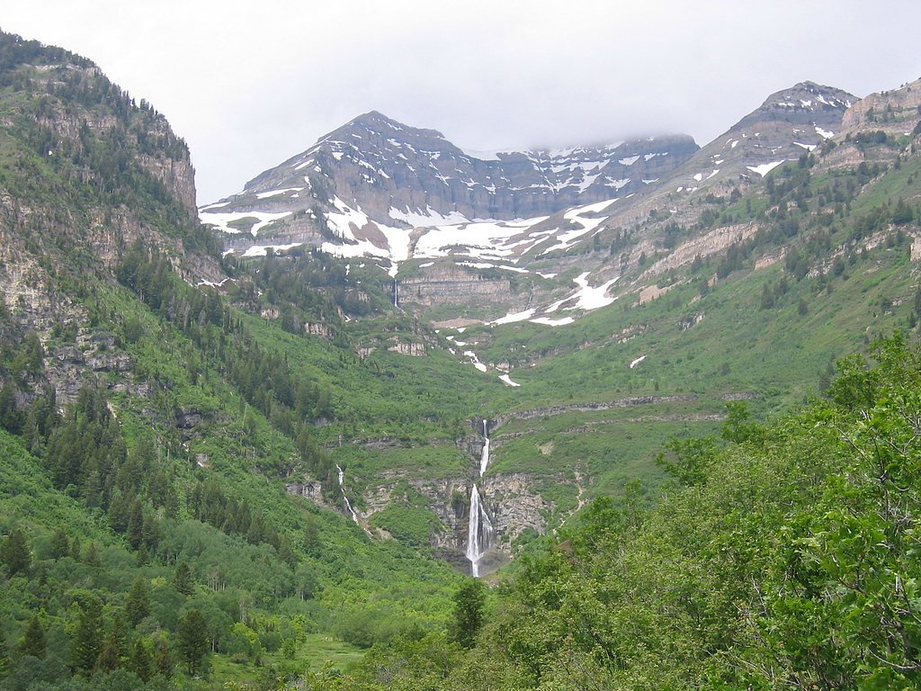 Stewarts Cascades waterfall