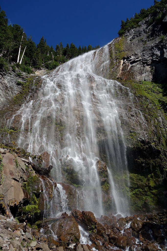 Spray Falls waterfall