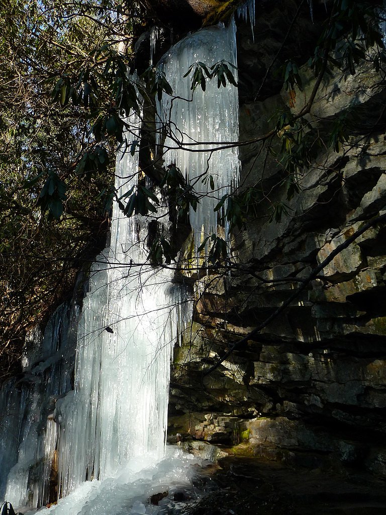 Spoonauger Falls waterfall