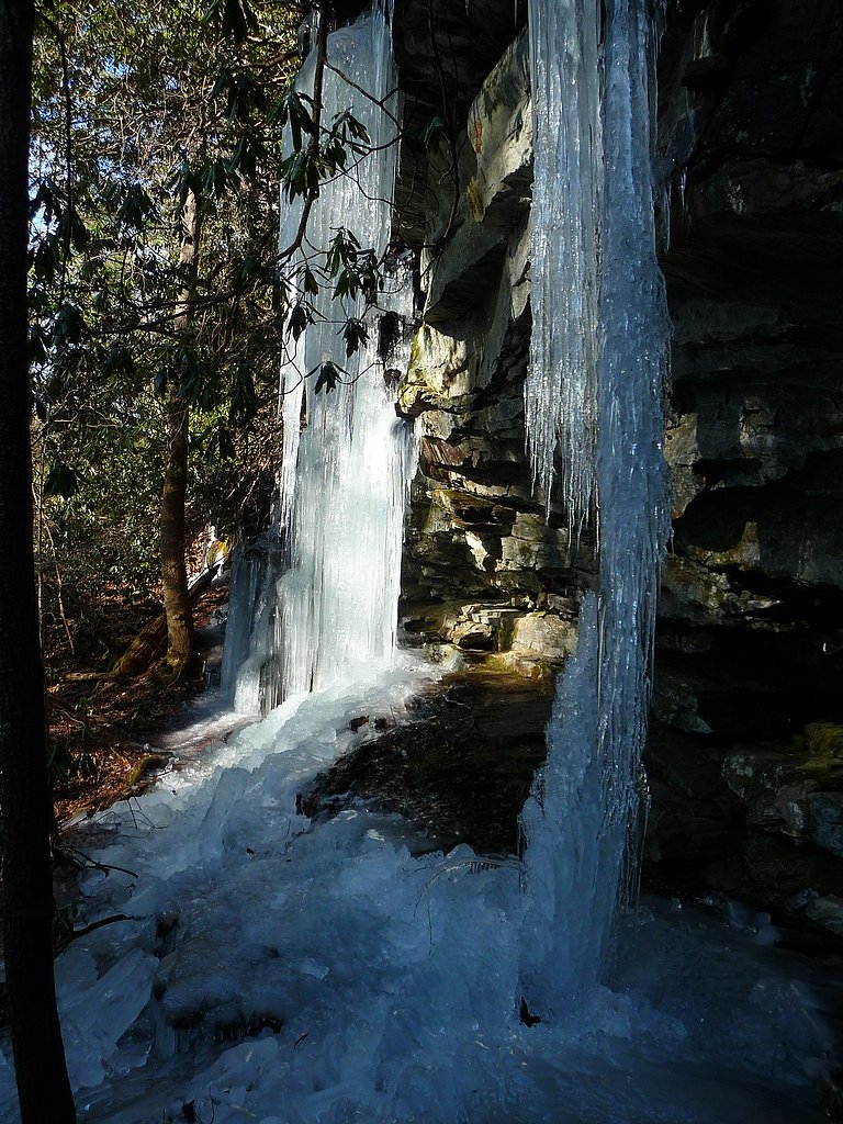 Spoonauger Falls waterfall