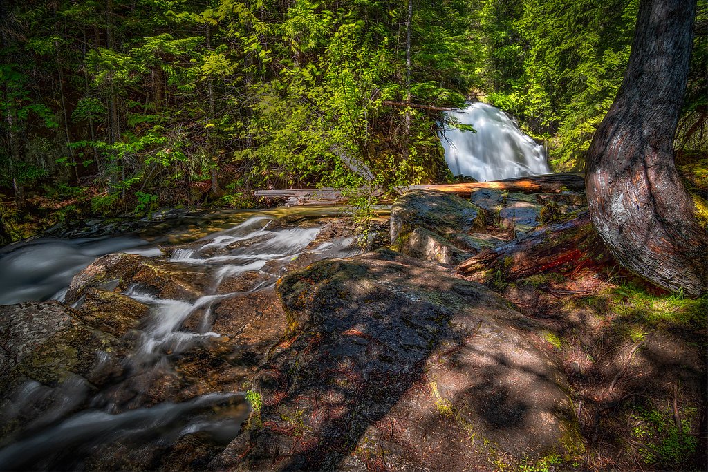 Snow Creek Falls waterfall