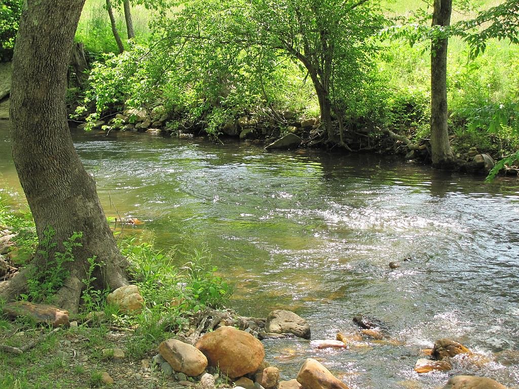 Smith River Falls waterfall