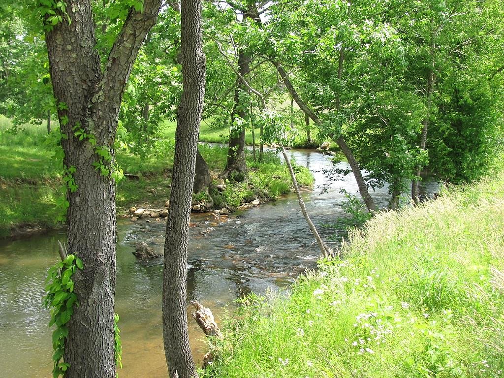 Smith River Falls waterfall