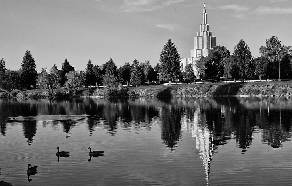 Smith Falls waterfall