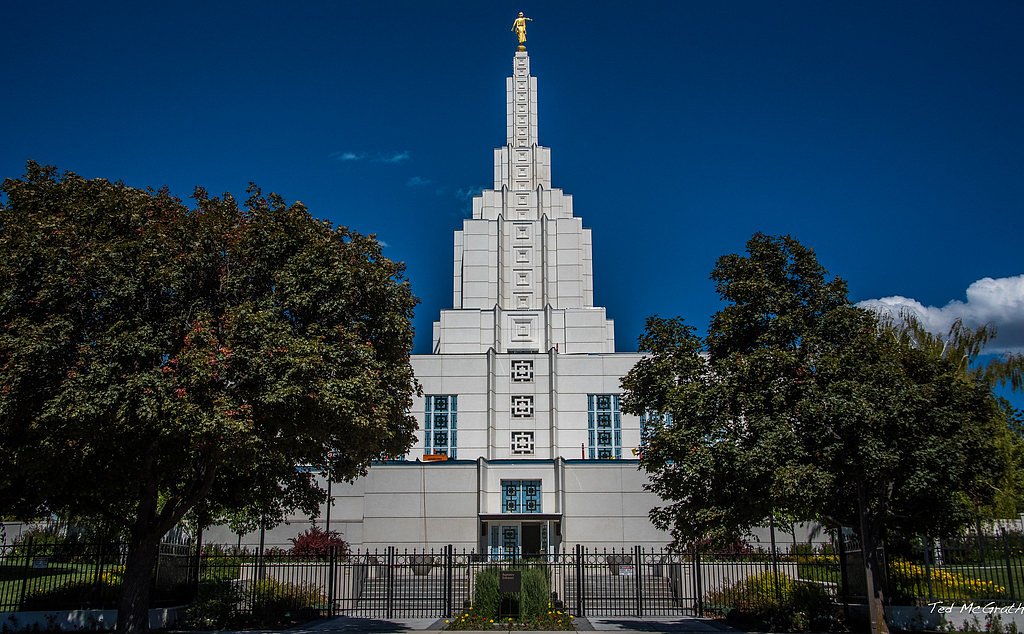 Smith Falls waterfall