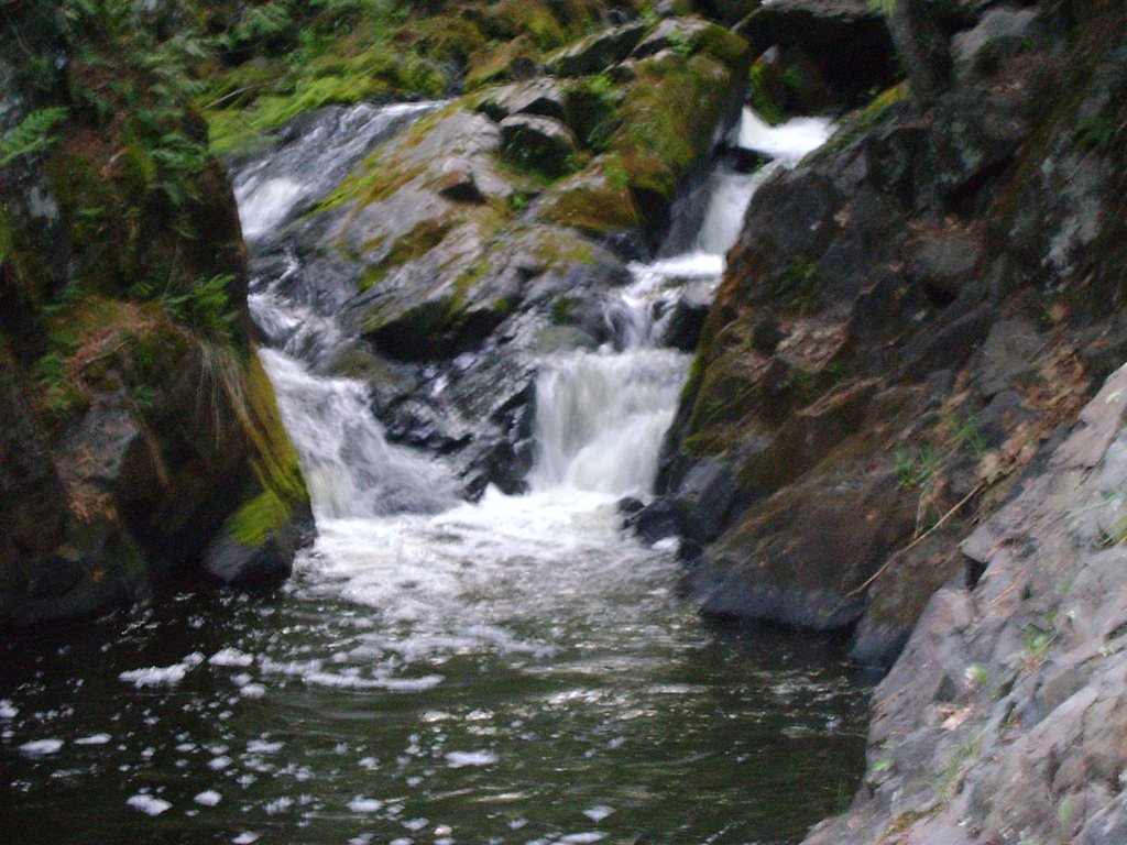 Smalley Falls waterfall