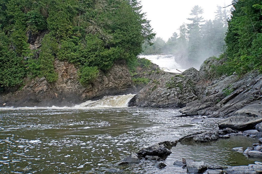 North River Falls waterfall