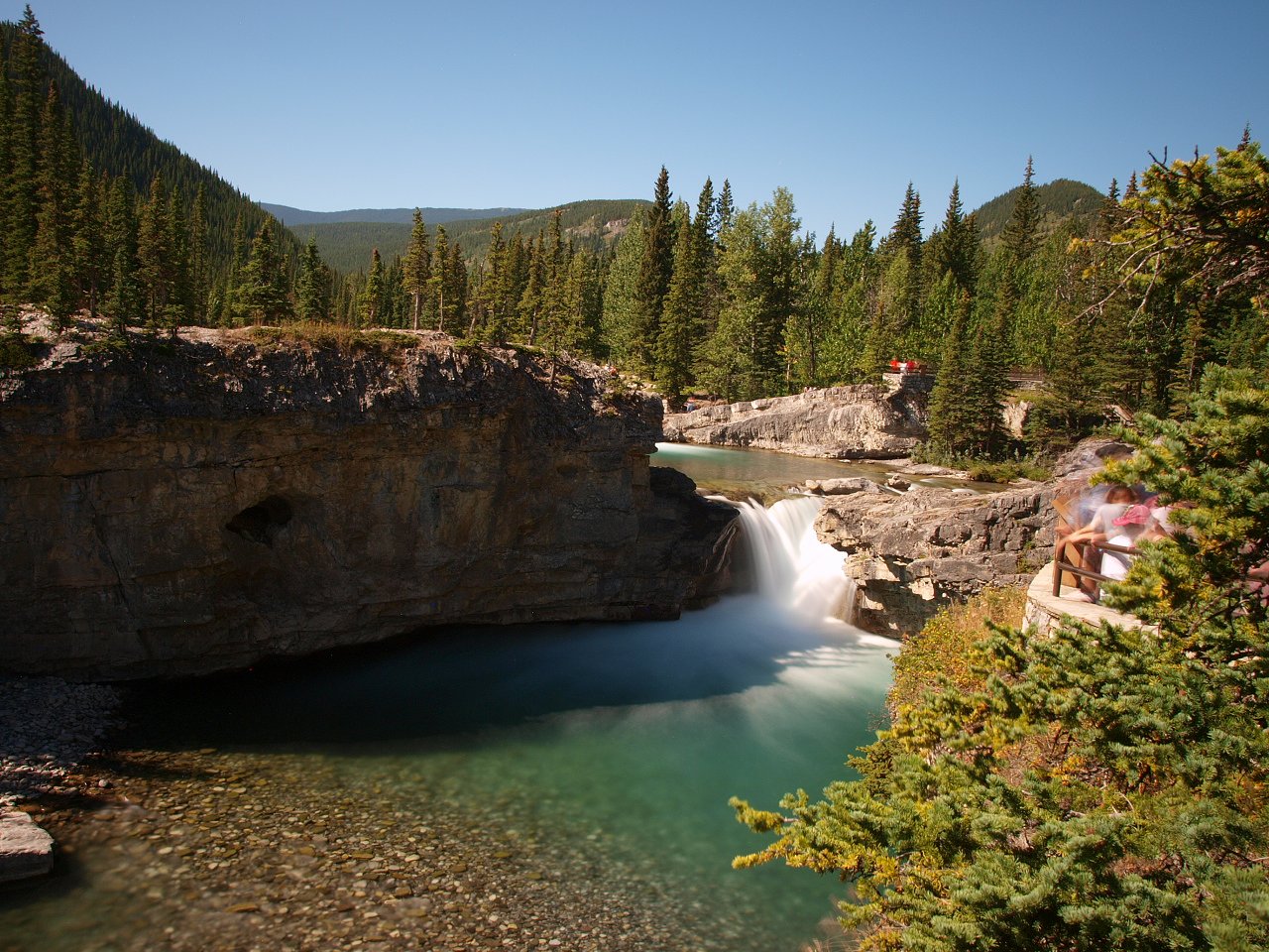 Elbow Falls waterfall