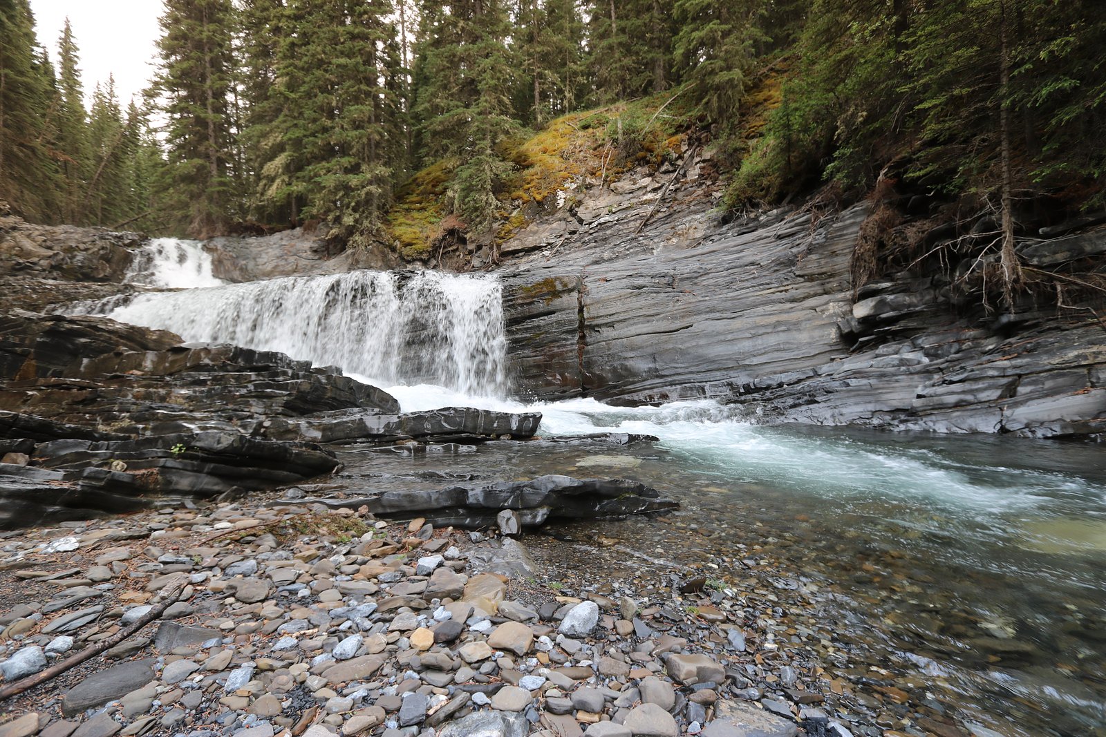 Lower Spray Falls waterfall