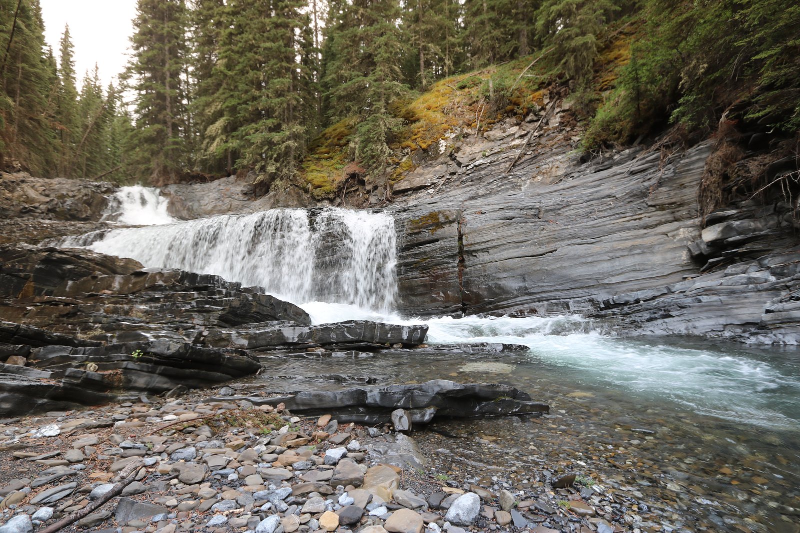 Lower Spray Falls waterfall
