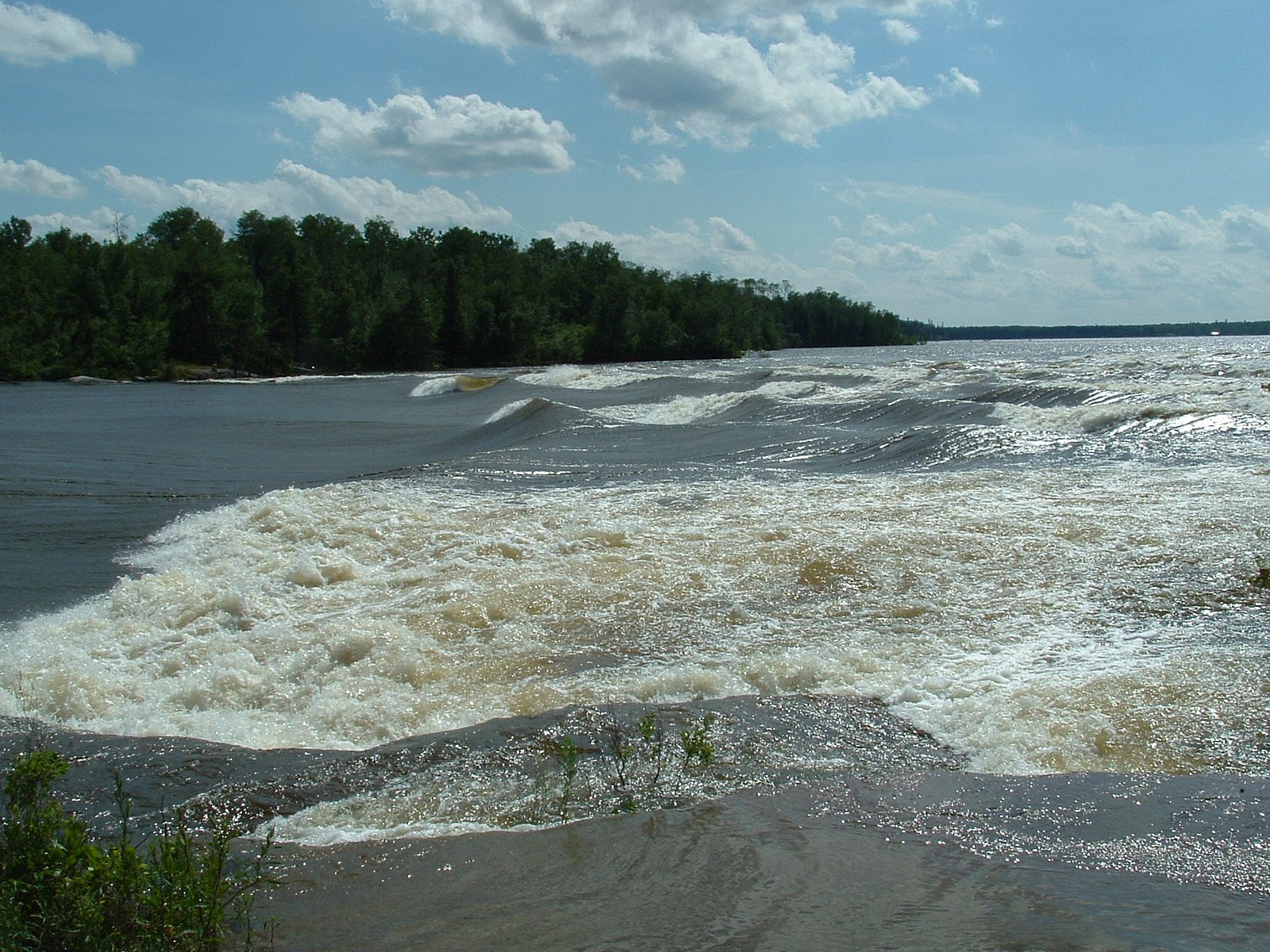 Sturgeon Falls waterfall