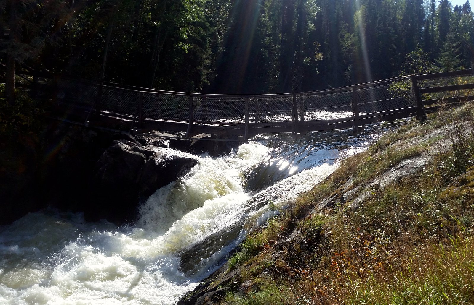 Wekusko Falls waterfall