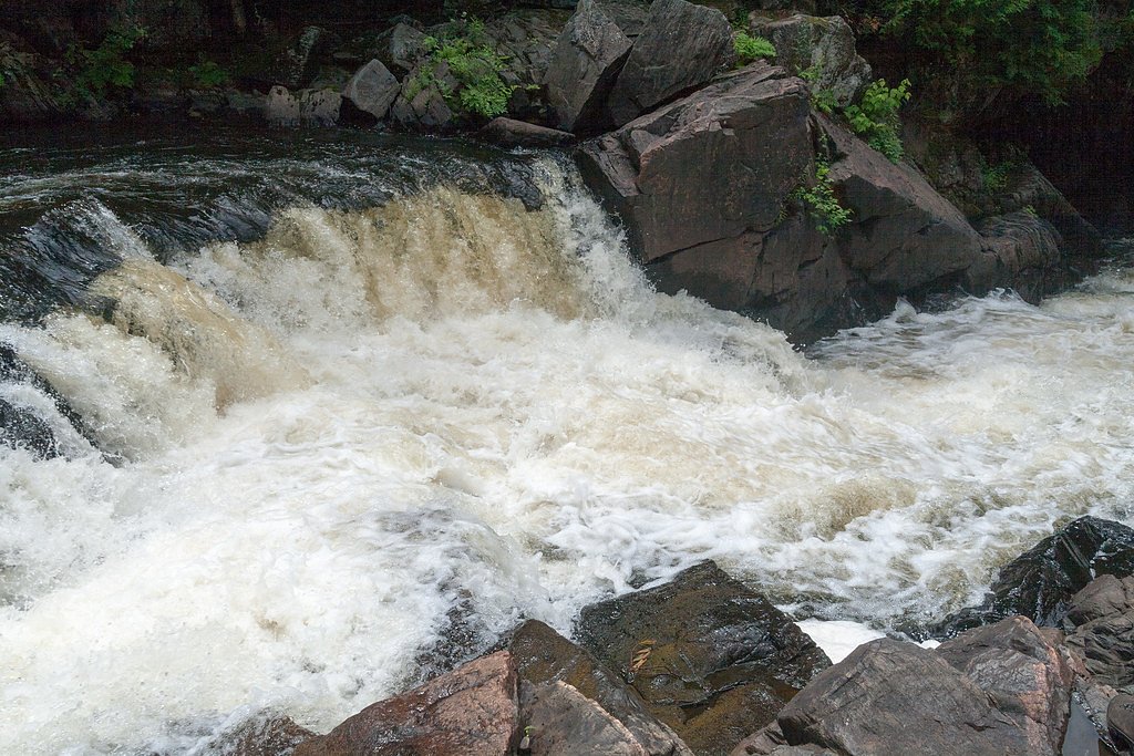 Gut falls waterfall