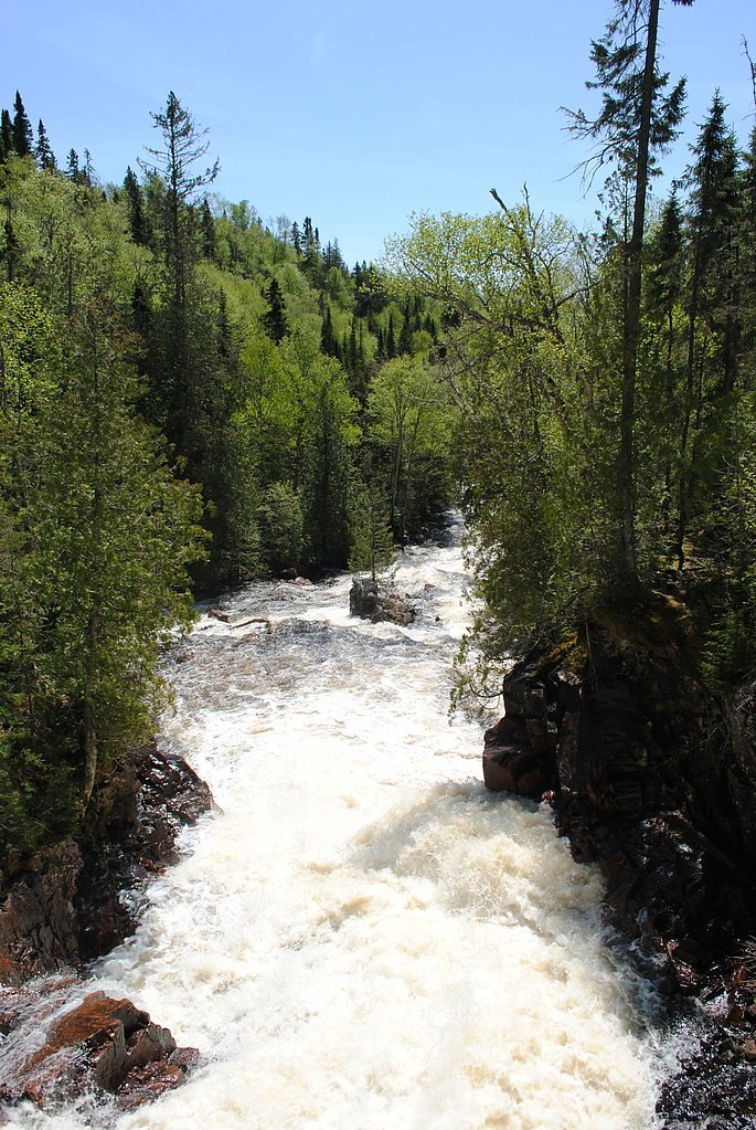 Rainbow Falls waterfall