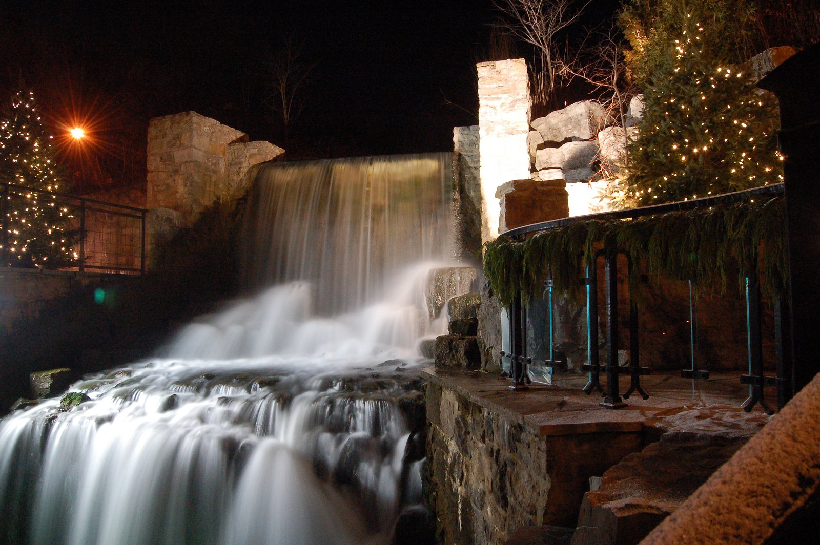 Upper Mill Falls waterfall