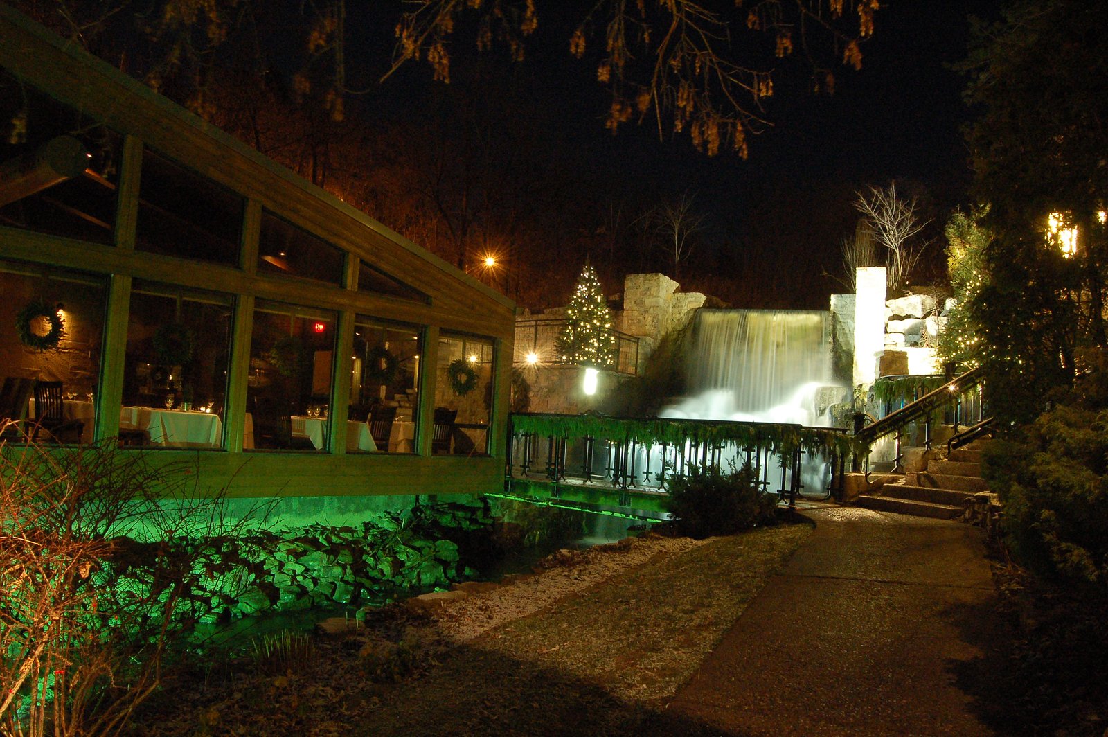 Upper Mill Falls waterfall