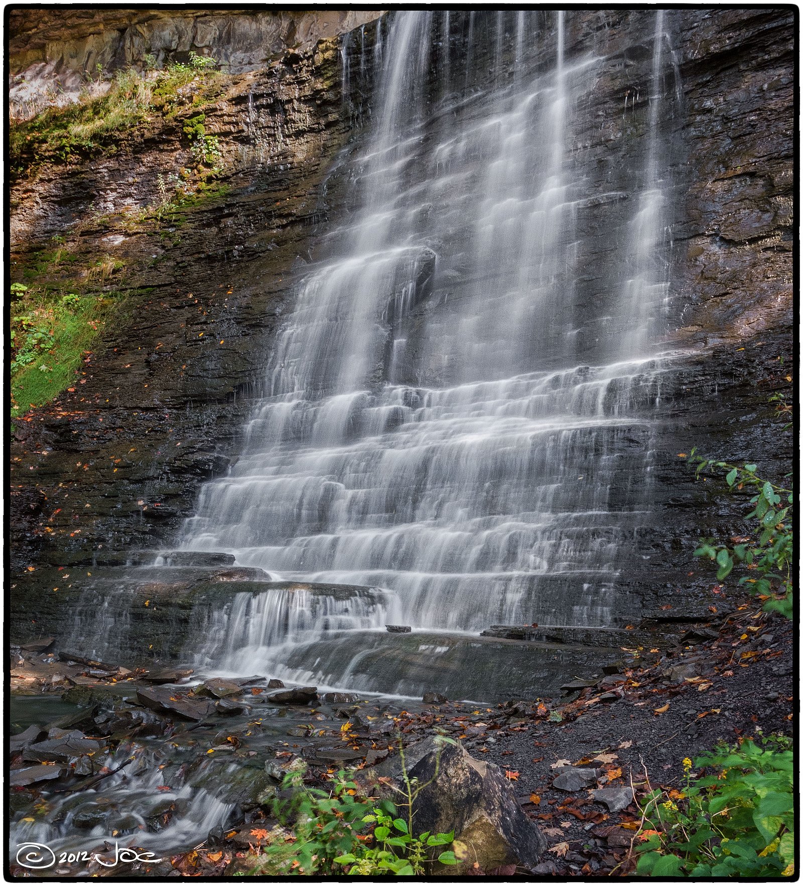 Lower Decew Falls waterfall