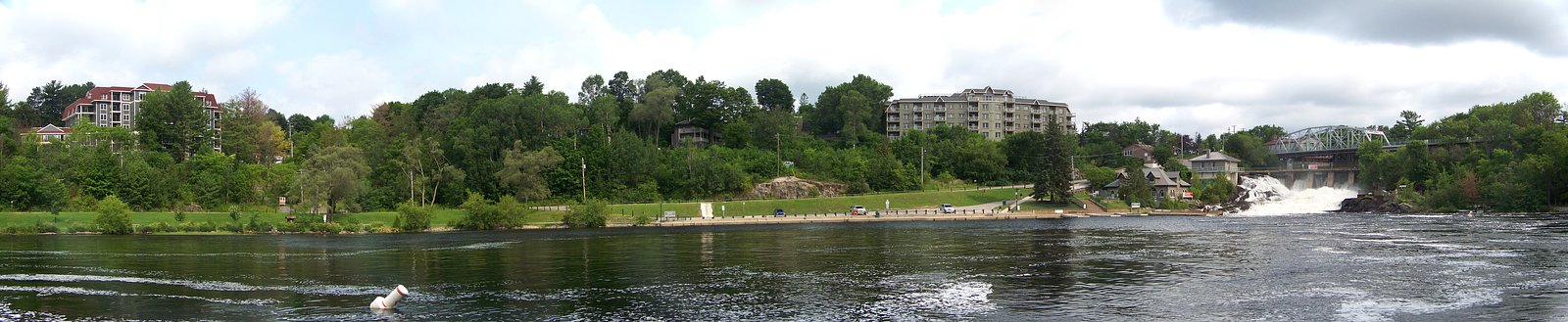 Bracebridge Falls waterfall