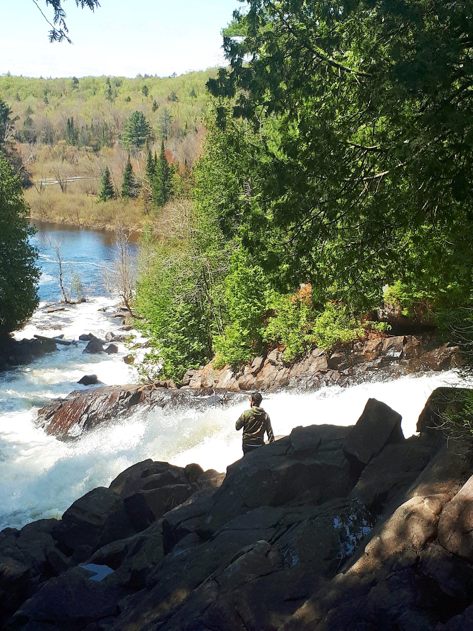 Ragged Falls waterfall