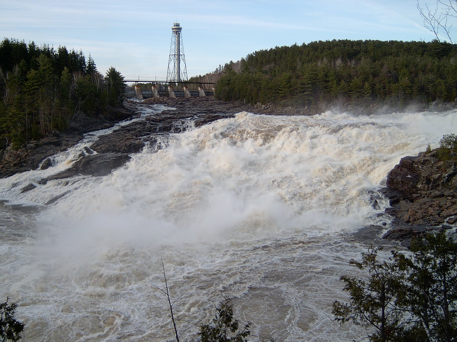Chutes de Shawinigan waterfall