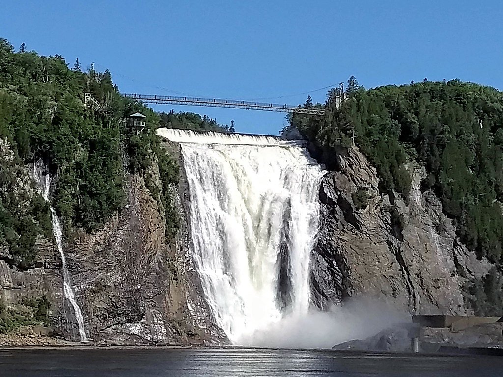 Chute Montmorency waterfall