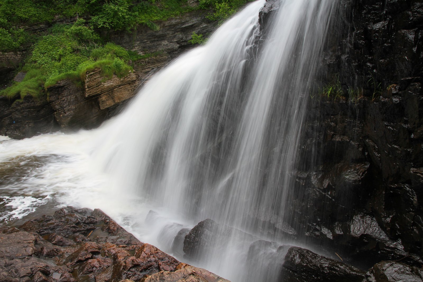 Chute Kabir Kouba waterfall