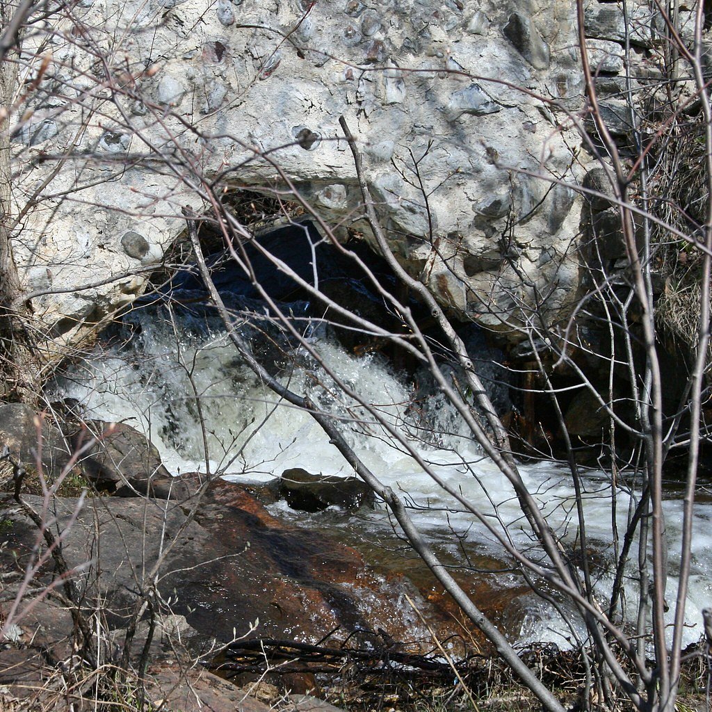 Chute Kabir Kouba waterfall