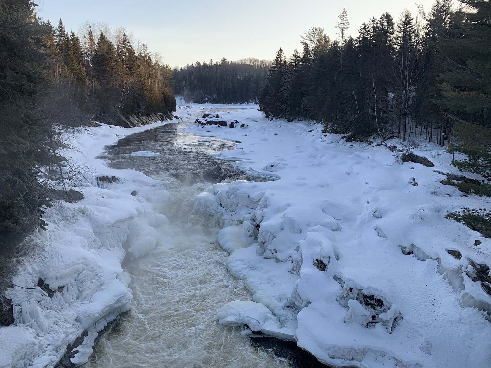 Chute du 9eme portage waterfall