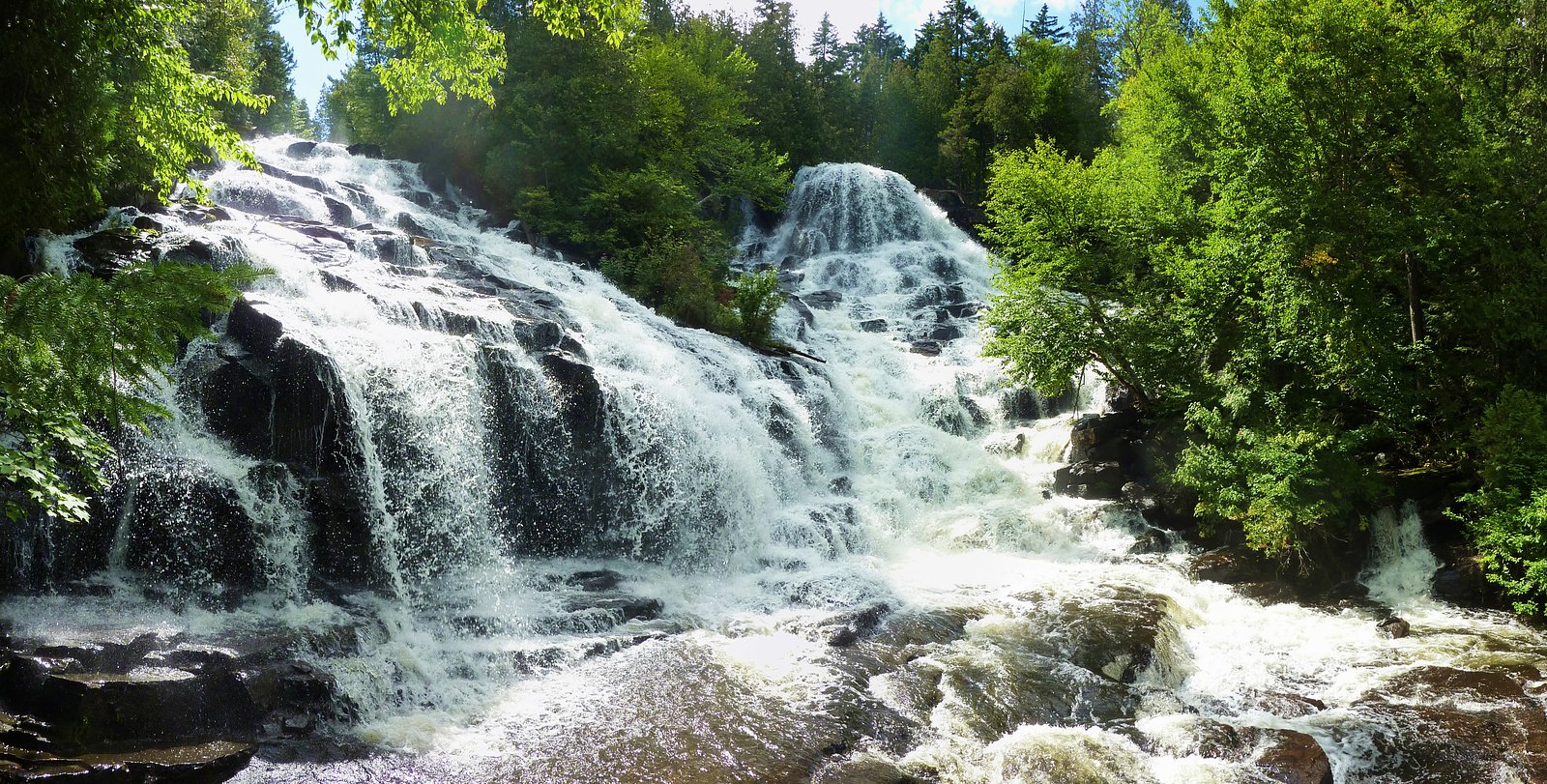 Chutes Waber waterfall