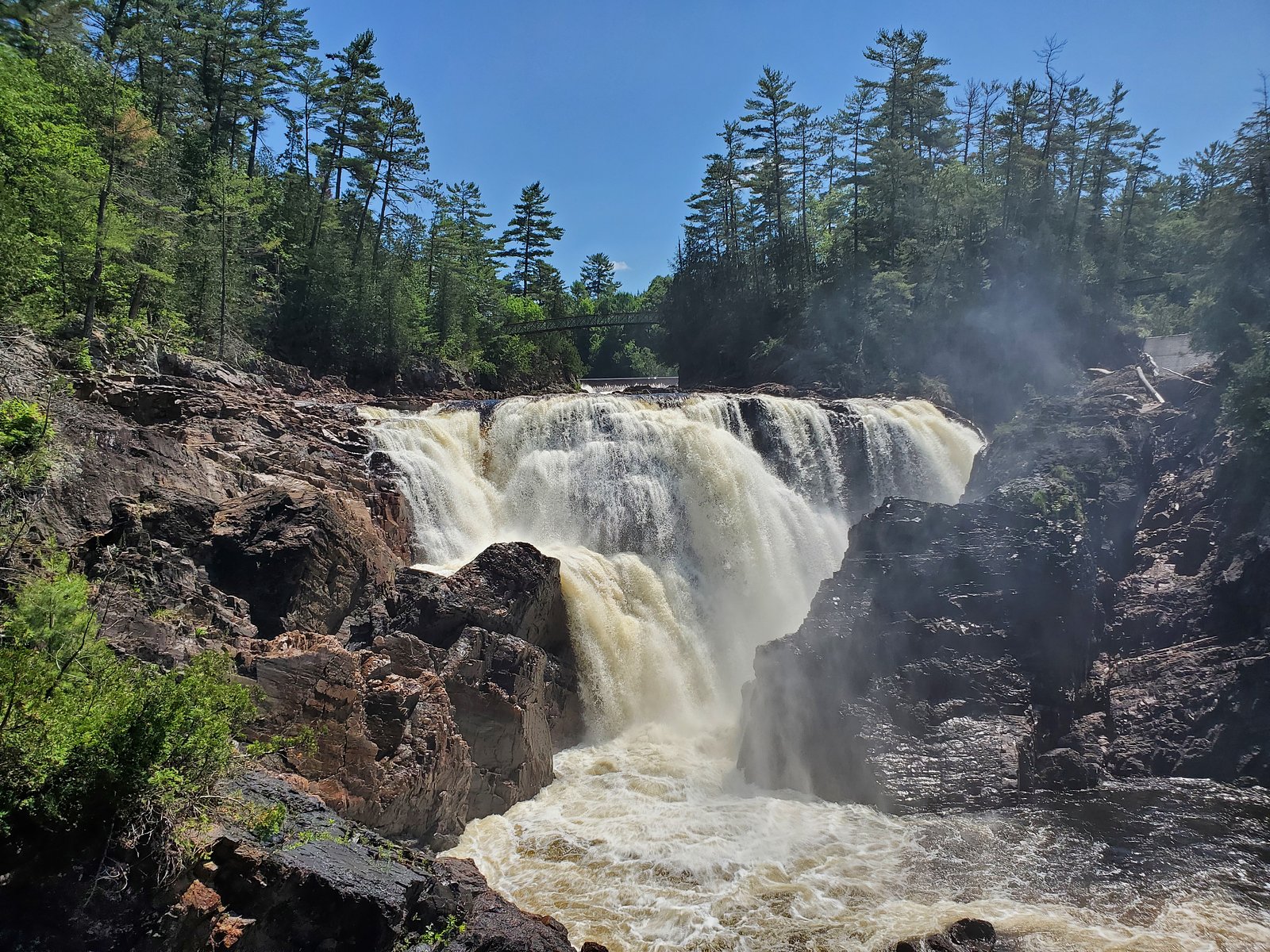 Coulonge Chutes waterfall