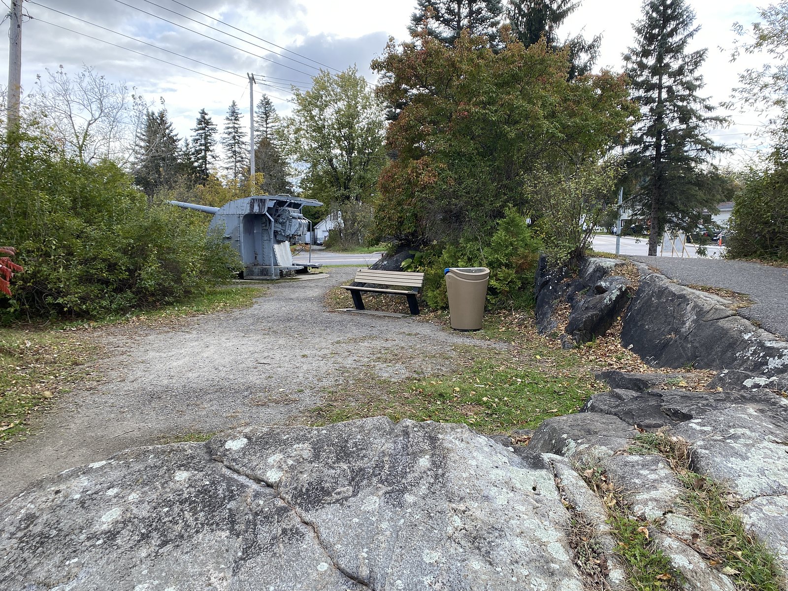 Chutes Dufferin waterfall