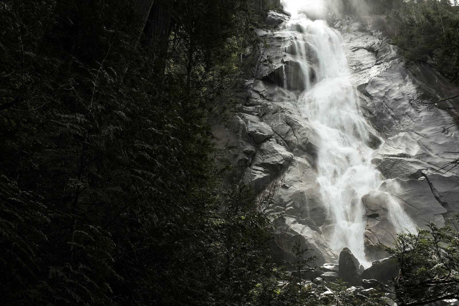 Upper Shannon Falls waterfall