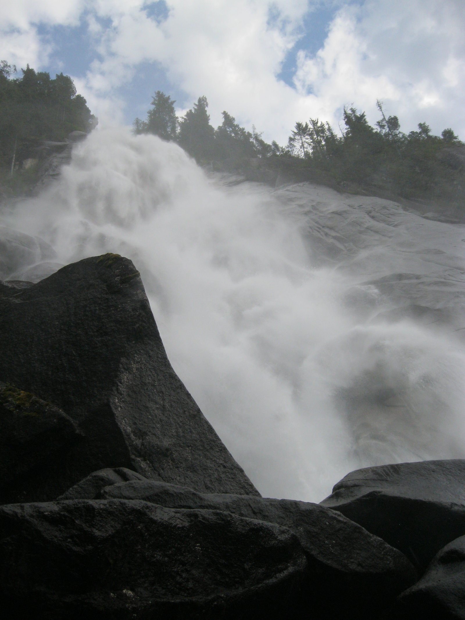 Shannon Falls, Stawamus Chief Park