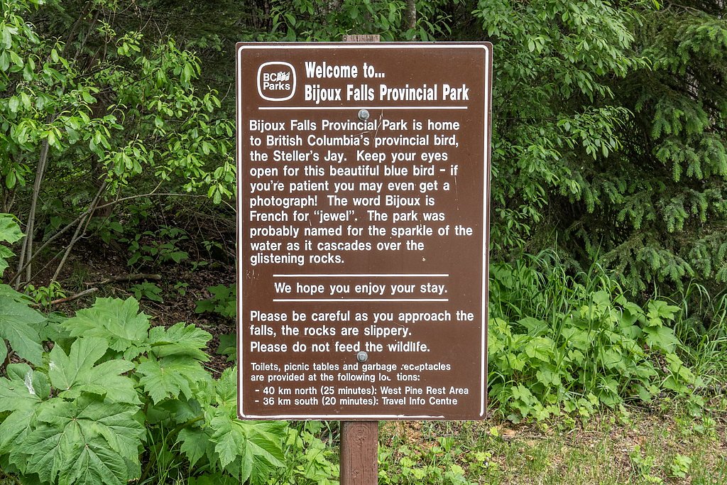 Bijoux Falls waterfall