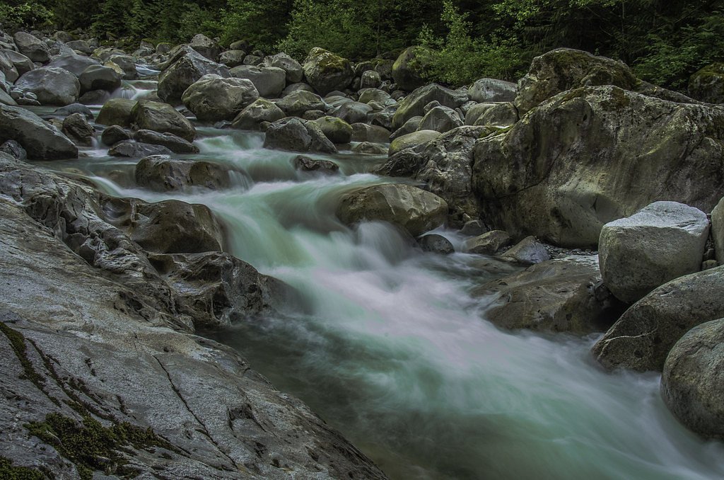 Robertson River Falls waterfall