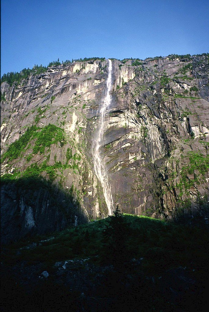 Della Falls waterfall