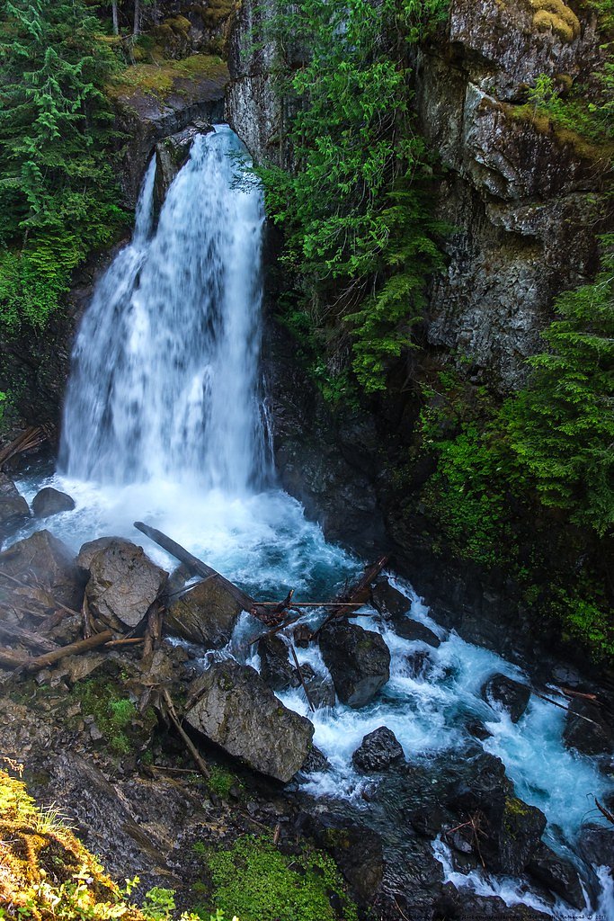 Lady Falls waterfall