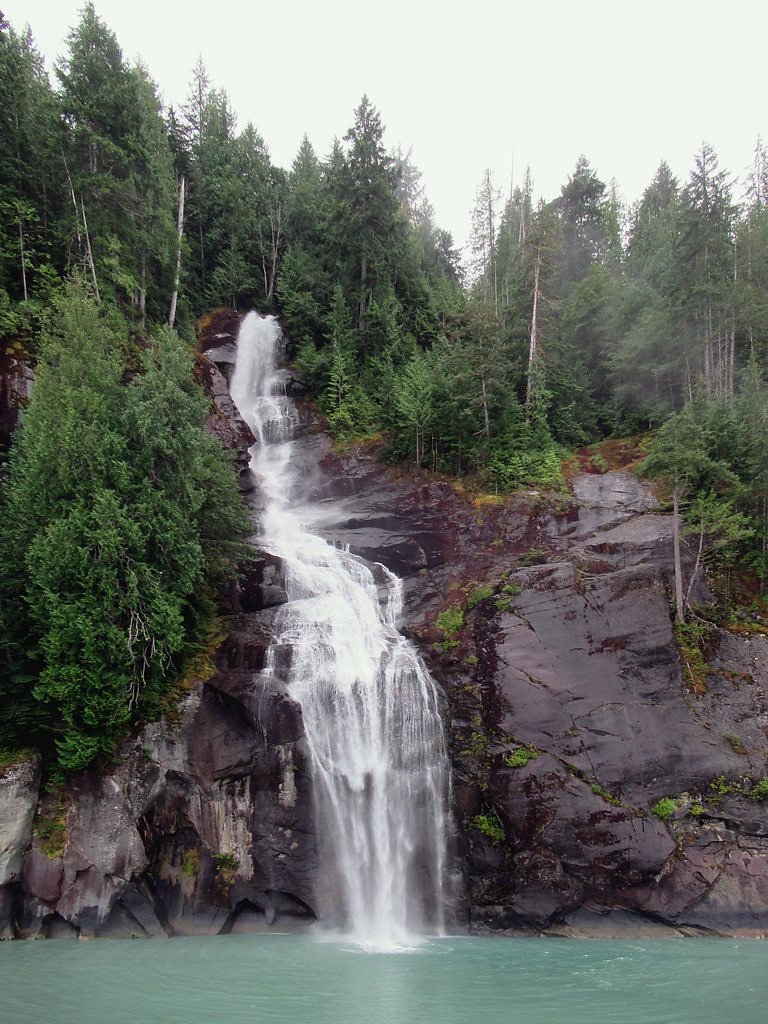 Racine Falls waterfall