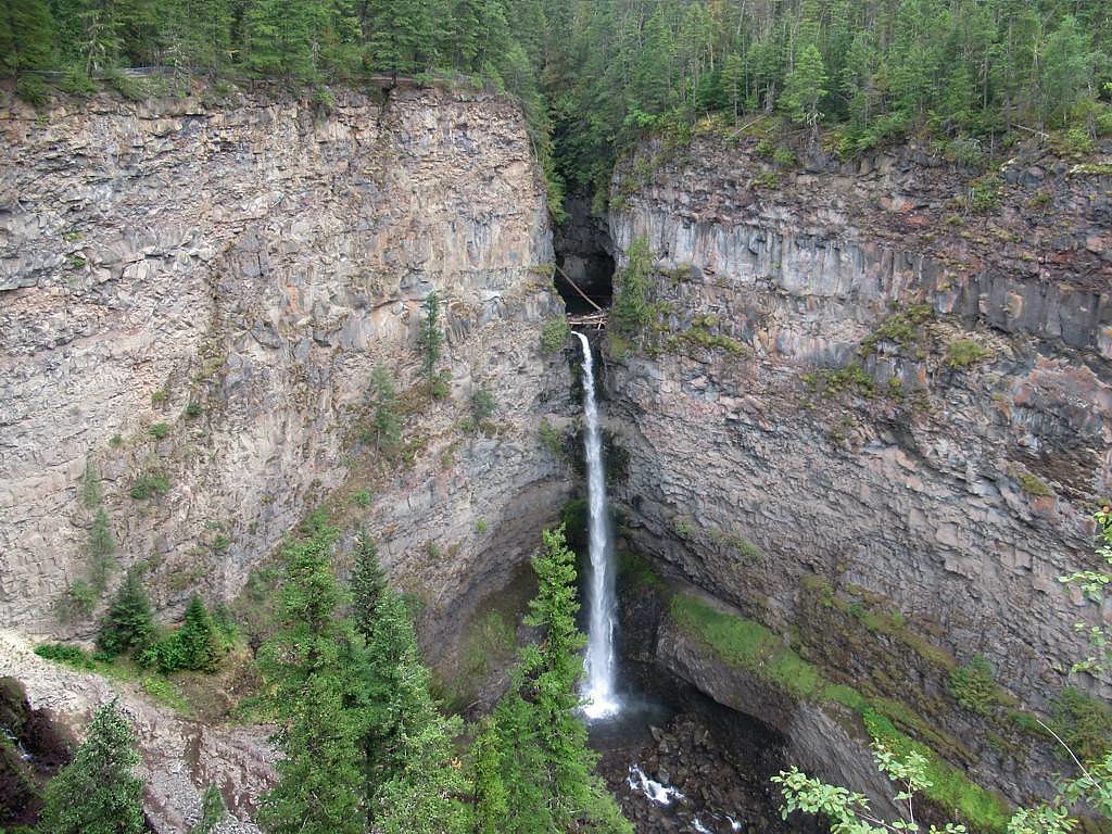 Falls Creek waterfall