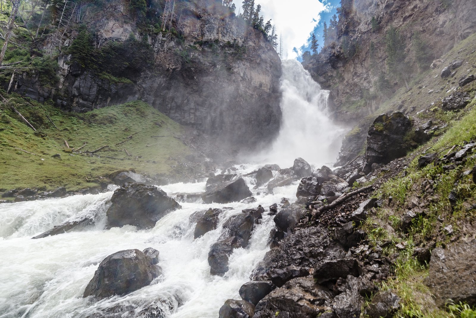 Osprey Falls waterfall