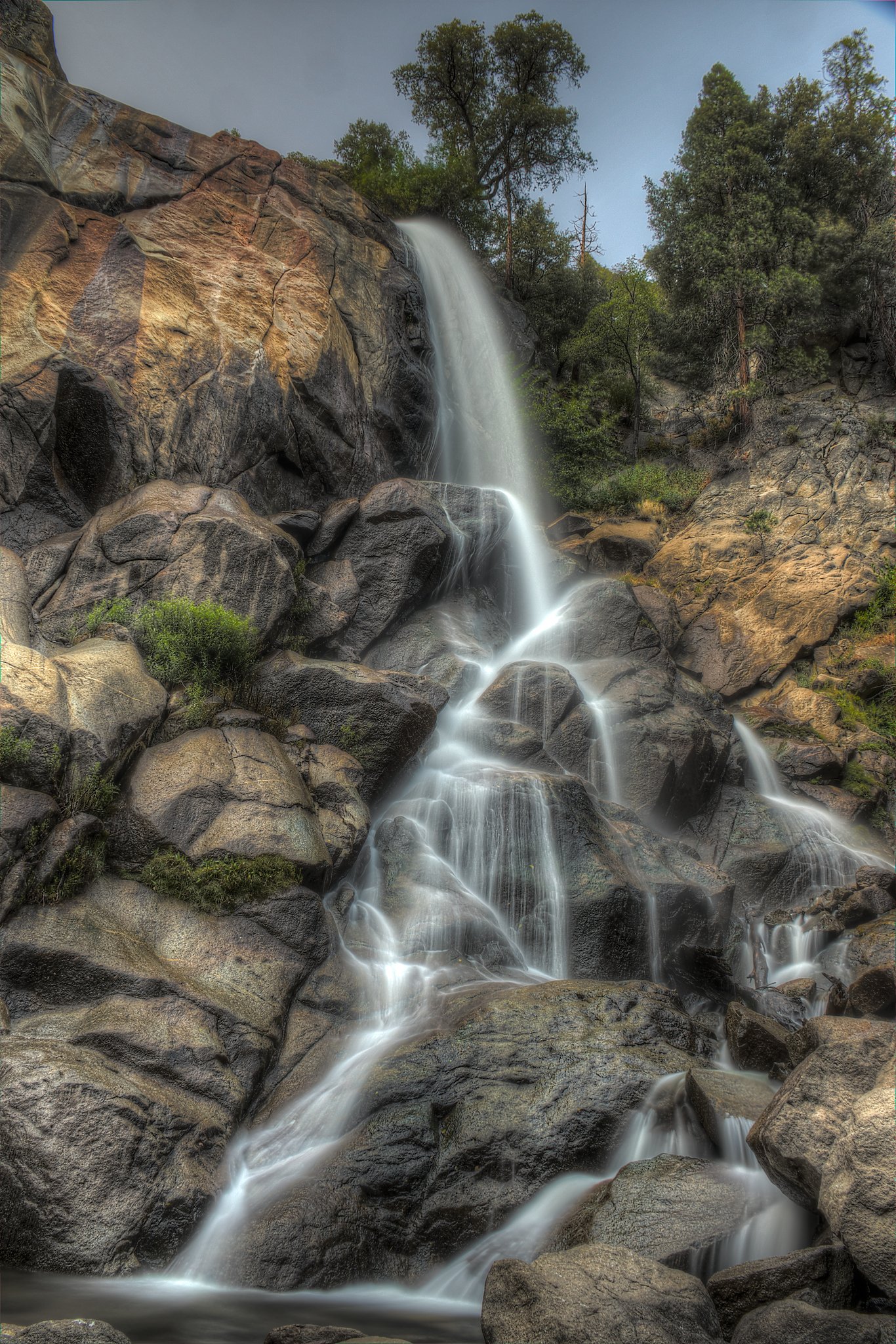 Grizzly Falls waterfall