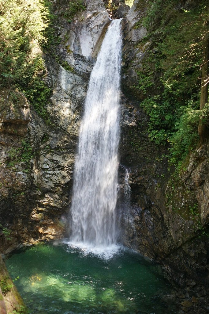 Cascade Falls waterfall