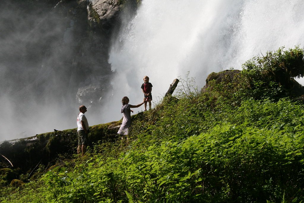 Chatterbox Falls, Princess Louisa Marine Park