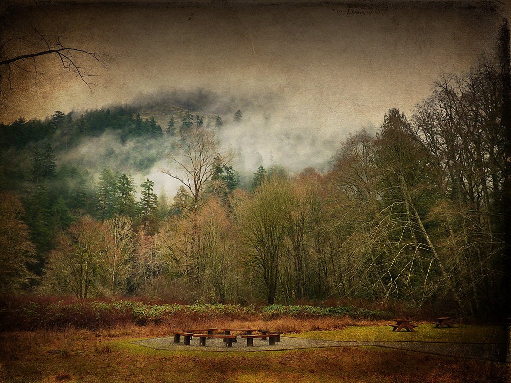 Goldstream Falls, Goldstream Park