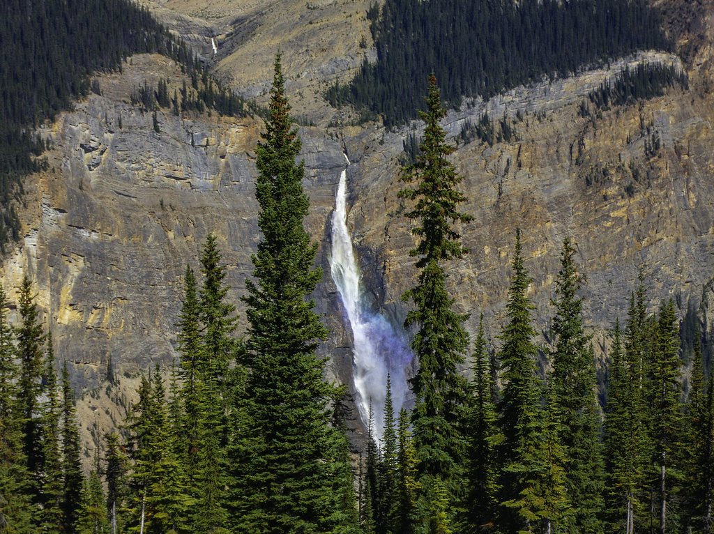 Rainbow Falls waterfall