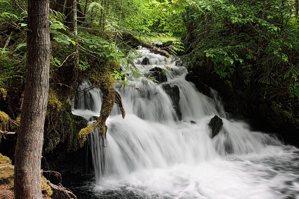 Vetter Falls waterfall