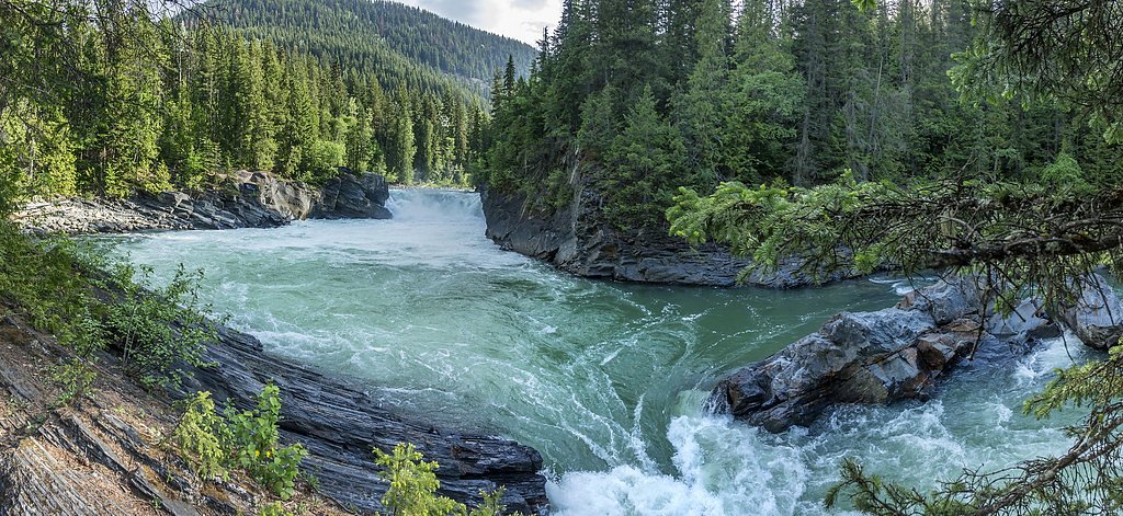 Overlander Falls waterfall
