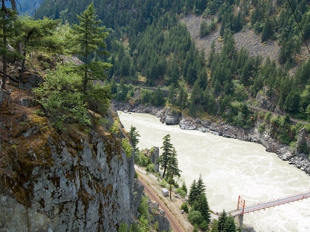 Bear Falls waterfall