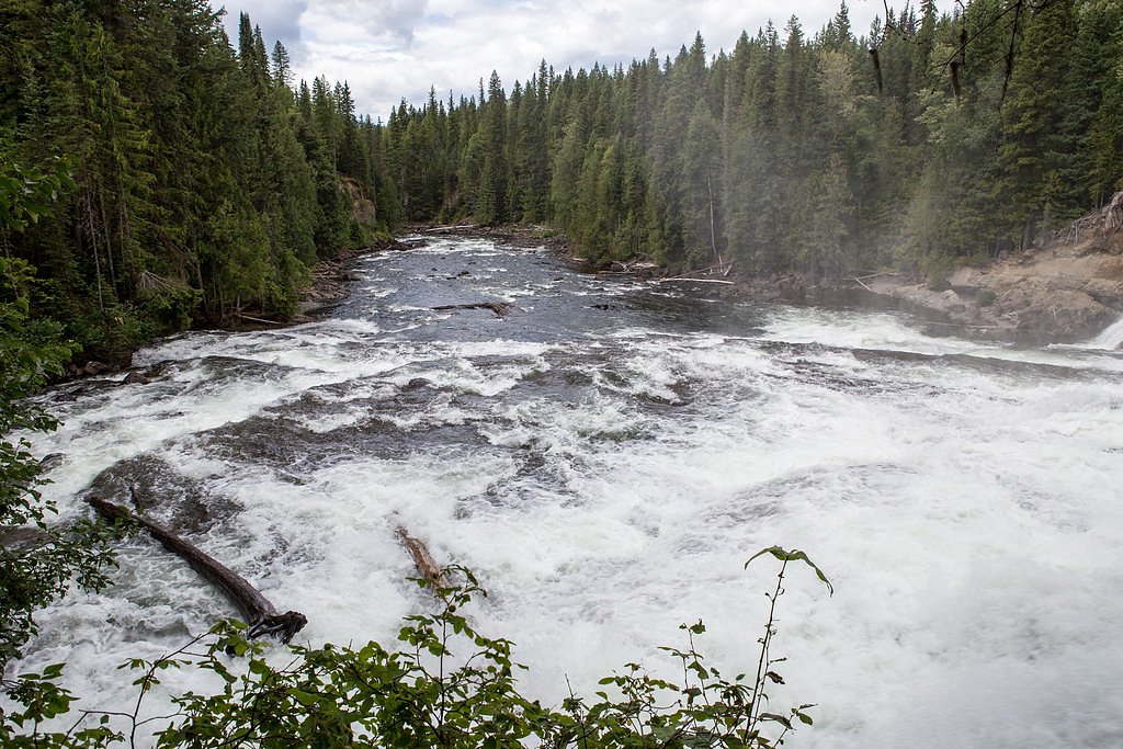 Snow Creek Falls waterfall