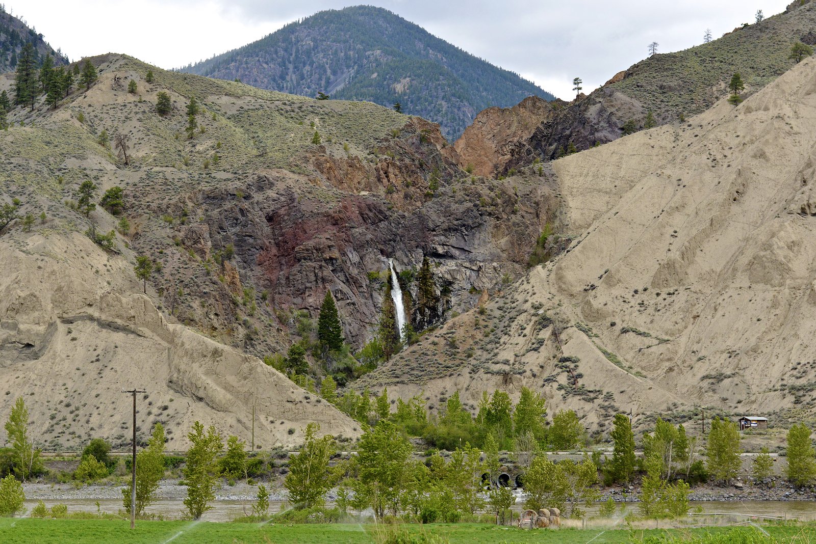 Murray Creek Falls waterfall